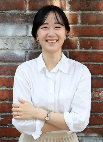 소프라노 김수, 밝은 미소                                                                                                                                                                          