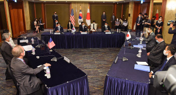 '한미일 북핵 논의'                                                                                                                                                                      