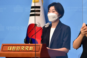 신지혜, '2022 기본소득 선거기획단 양대선거 관련 입장 발표' 기자회견                                                                                                                     