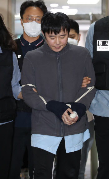 '신당역 스토킹 살인 사건' 피의자 전주환 검찰 송치                                                                                                                                       