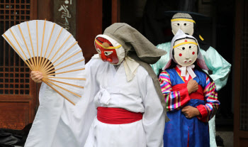평등 가치 담은 '한국의 탈춤', 유네스코 인류무형문화유산 등재                                                                                                                            
