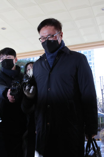 구속 기로에 놓인 박성민 정보외사부장                                                                                                                                                              