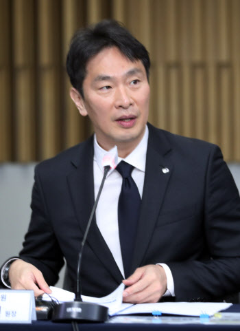  '보험회사 대표 간담회' 발언하는 이복현 금감원장                                                                                                                                        