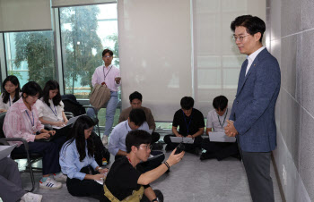 조정훈 시대전환 의원, '이르면 내일 국민의힘 입당'                                                                                                                                       