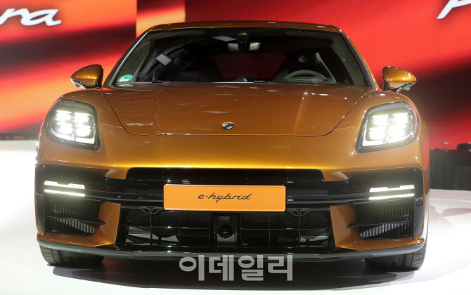 포르쉐코리아, 3세대 신형 파나메라 한국 상륙                                                                                                                                                       