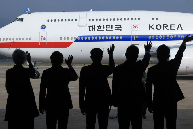 이재명 대통령, 취임 12일 만에 외교무대로                                                                                                                                                                