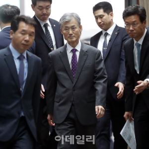 법원 "뒤늦게나마 '계엄 해제' 안도…국민 자유·권리 지킬 것"