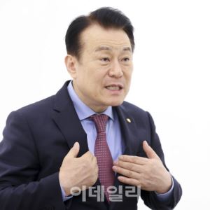 “韓 인구절벽 대처 필요…730만 재외동포에 이중국적 허용해야”