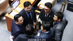 민주 “韓대행, 내일 직무유기로 경찰청 국수본에 고발 검토”