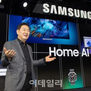 삼성 한종희 "산업·사회로 홈AI 확장…100년 리더십 선도"[CES2025]