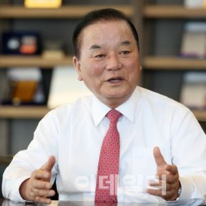 “뉴욕사무소 만들 것” 자산 74조원 해외투자 전략맨