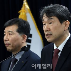 “의대생 돌아오면 증원 0명”...전공의·학생 돌아올까