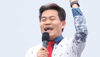전한길 “내란 일으킨 건 윤 대통령 아니고 민주당”