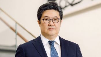 김병주 MBK 회장 사재출연…홈플러스 회생 새 돌파구 될까