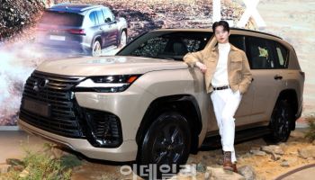 럭셔리 오프로더 렉서스 '디 올 뉴 LX700h' 오버트레일