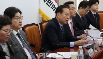 여야 평행선 달리는 추경·반도체법 논의 물꼬 트이나