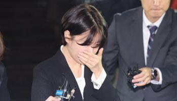 ‘문재인 딸’ 문다혜 음주운전·불법 숙박업 의혹 첫 공판