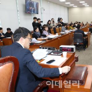 [포토]'18년 만에 합의' 국민연금법 개정안, 국회 보건복지위 통과                                                                                                                                