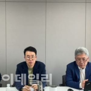 HLB, 美신약허가 또 불발…“오는 5월 재신청, 7월 FDA 허가 기대”(종합)