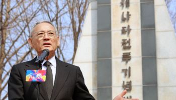 유인촌 장관 “캐나다軍 희생 기억…참전비 코스개발, 지도 준비”