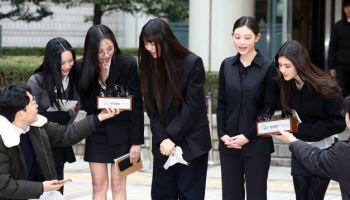 法 결정 존중한다더니… 뉴진스, '독자활동 금지' 이의신청