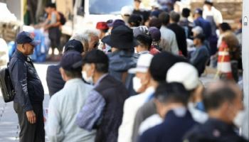 “초고령화에 복지비 급증”…‘의무지출’ 옥죄기 나선 기재부