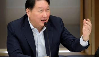 최태원 "상법은 경제 헌법인데…지금 개정해야 하나 의문"(종합)