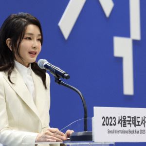 檢 '공천개입 의혹' 김건희 여사 조사 조율…소환 초읽기