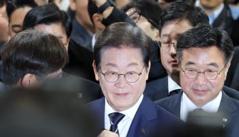‘美 외교지’ 더 디플로맷 “이재명, 당선 가능성 가장 커”