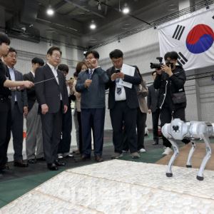 [포토]이재명, '대전 국방과학연구소 방문'                                                                                                                                                      