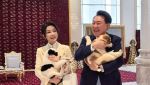 “개는 주인이 키워야” 文 비판하더니…尹 부부 반려견, 결국 동물원행