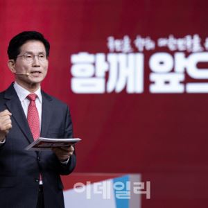 김문수 “65세 이상, 버스도 무임승차…출퇴근 시간은 제외”