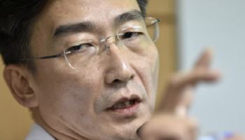 "문과X들, 탈조선"…논란 불거진 이국종, 軍에 사과