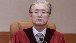 헌재소장 권한대행에 김형두 선출…당분간 김 대행 체제