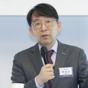 중앙대 총장 "의대생 40% 수업 참여…불참자 원칙대로 유급"