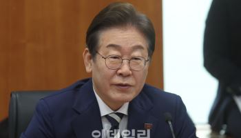 이재명 “기후 위기 생존 문제…탈플라스틱 선도국가 만들 것”