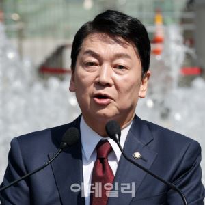안철수, 김·한·홍에 "윤석열 탄핵에 대해 사과부터 하자" 제안