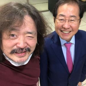 “이재명도 품으라” 조언에…홍준표 “김어준 방송 나가볼 것”