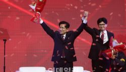 김문수 한덕수와 직접 통화…단일화 논의해 나갈 것(상보)