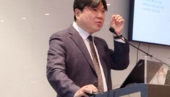 큐라클, 반려동물 신장병 신약 3상 착수…103조 세계 시장 진출 노린다