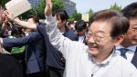 이재명 ‘투 트랙’ 노인공약…“노인 일자리 권장·돌봄 국가책임제”(상보)