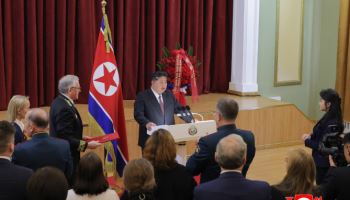 北 김정은, 러시아 전승절에 직접 대사관行…방러 시점은