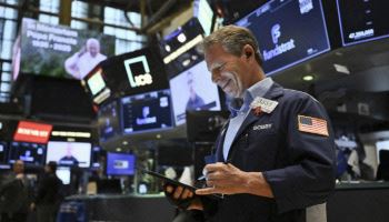 미·중 ‘치킨게임’ 잠시 멈췄다…나스닥 3.4% 급등·달러 1.2%↑