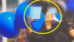 이재명 유세장에 등장한 의문의 ‘손거울'...정체는?