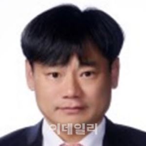 트럼프발 관세전쟁 투자 전략은…“국방 그리고 빅테크”