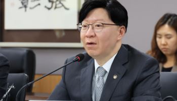 금융당국 수장 줄줄이 퇴진…‘리더십 공백’ 어쩌나