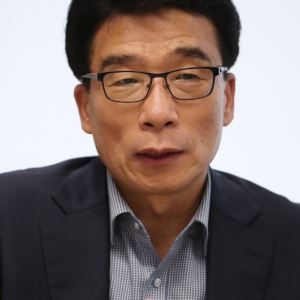 "헌재, 정치적·법적 균형 우수한 제도…기본권 보장 최후 보루"