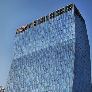 SKT, 유심교체·재설정 300만명 넘어...당일 37만명 '최대치'