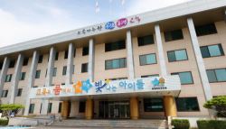 “학생들은 대피”…청주 한 초교서 외부인 숨진 채 발견