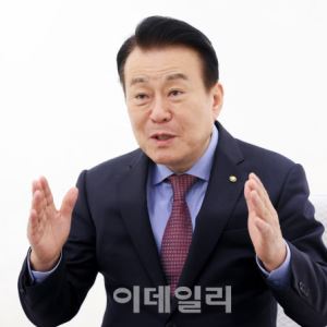 "재외동포 2세에 대학문턱 낮추고 기업 문 열어야"